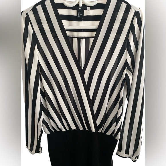 H&M - Picture 3 of 3